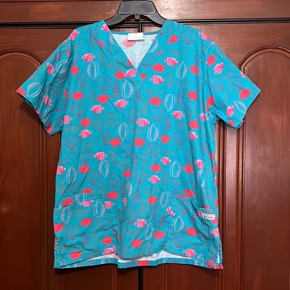 UA Scrubs Women Tops Turquoise with Pink Fish Print